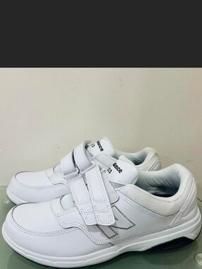 New Balance 813 V1 hook And Loop